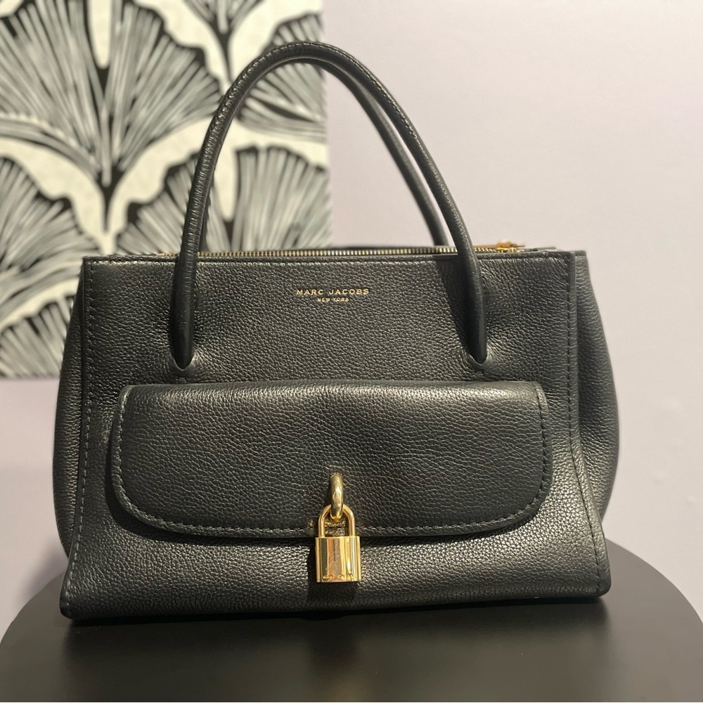 Marc Jacobs Medium Satchel, broken rivet for Crossbody